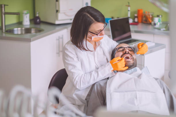 Best Broken or Cracked Tooth Emergency Dentist in Wona Lake, IN