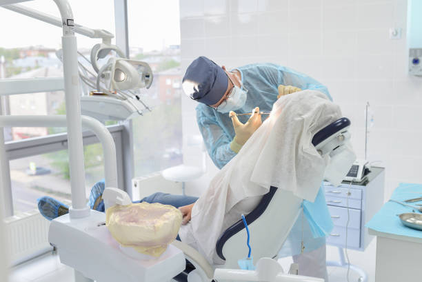 Best Emergency Dental Extractions in Wona Lake, IN